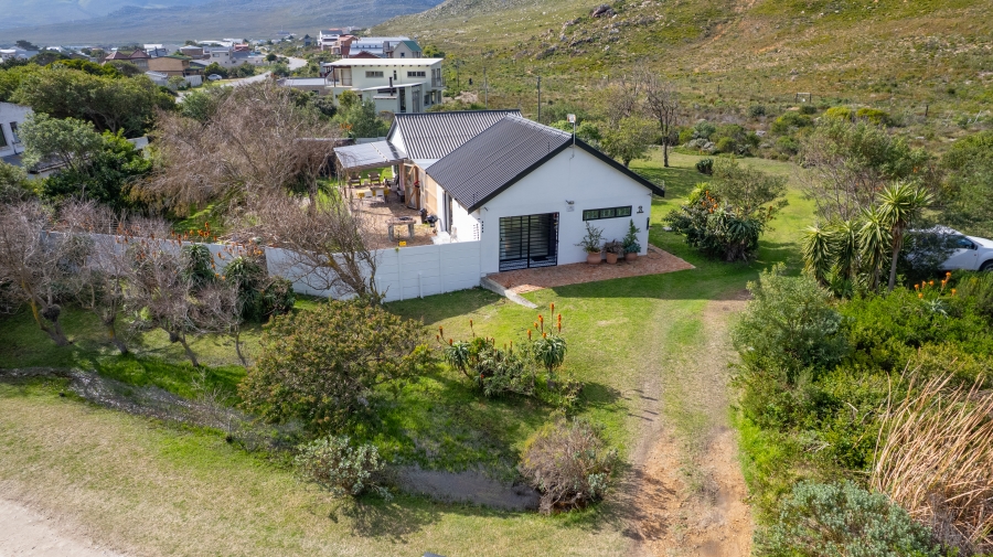 2 Bedroom Property for Sale in Pringle Bay Western Cape
